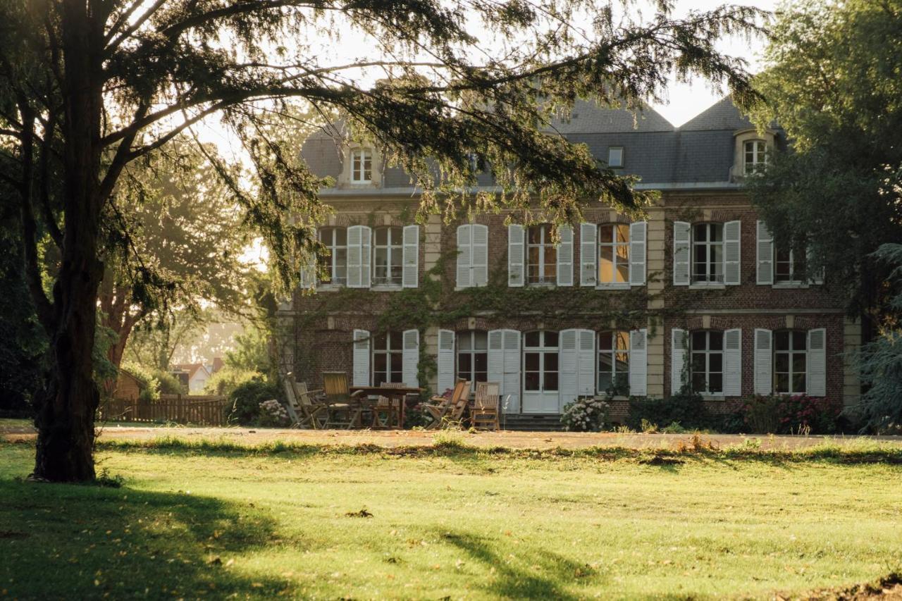 Petit Chateau * Vercourt
