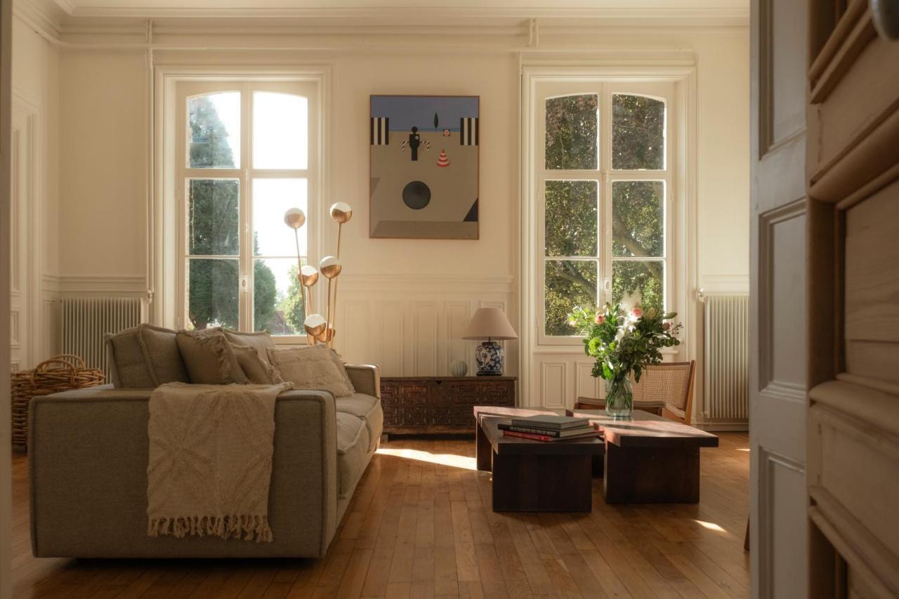 Petit Chateau Bed & Breakfast